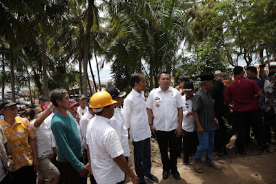 Gubernur Lampung M.Ridho Ficardo Dampingi Presiden Jokowi Tinjau Lokasi Bencana Tsunami