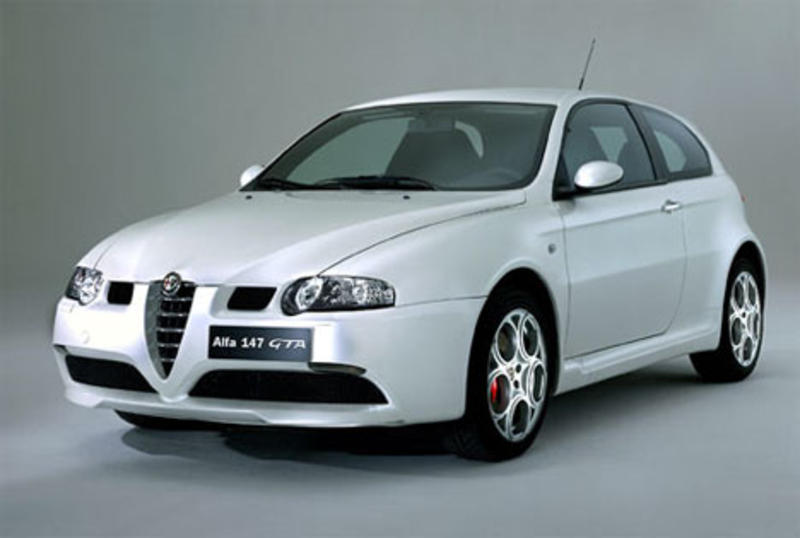 2002 Alfa Romeo 147 GTA Pictures Wallpaper