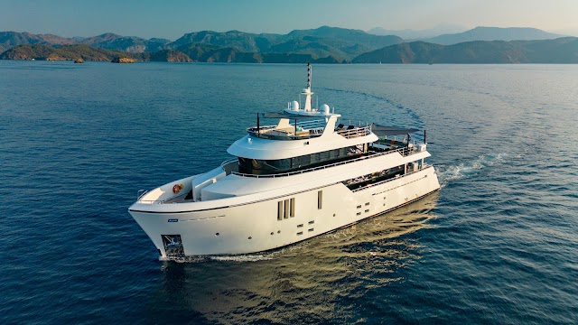 "ZEEMAR" - The 100' Superyacht for sale you just have to see!