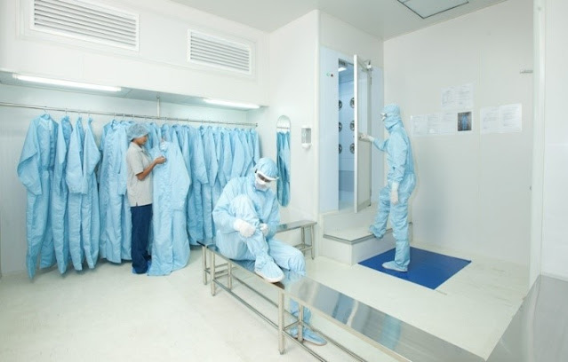 Entrance Of Worker In The Liquid Injectable Sterile Area