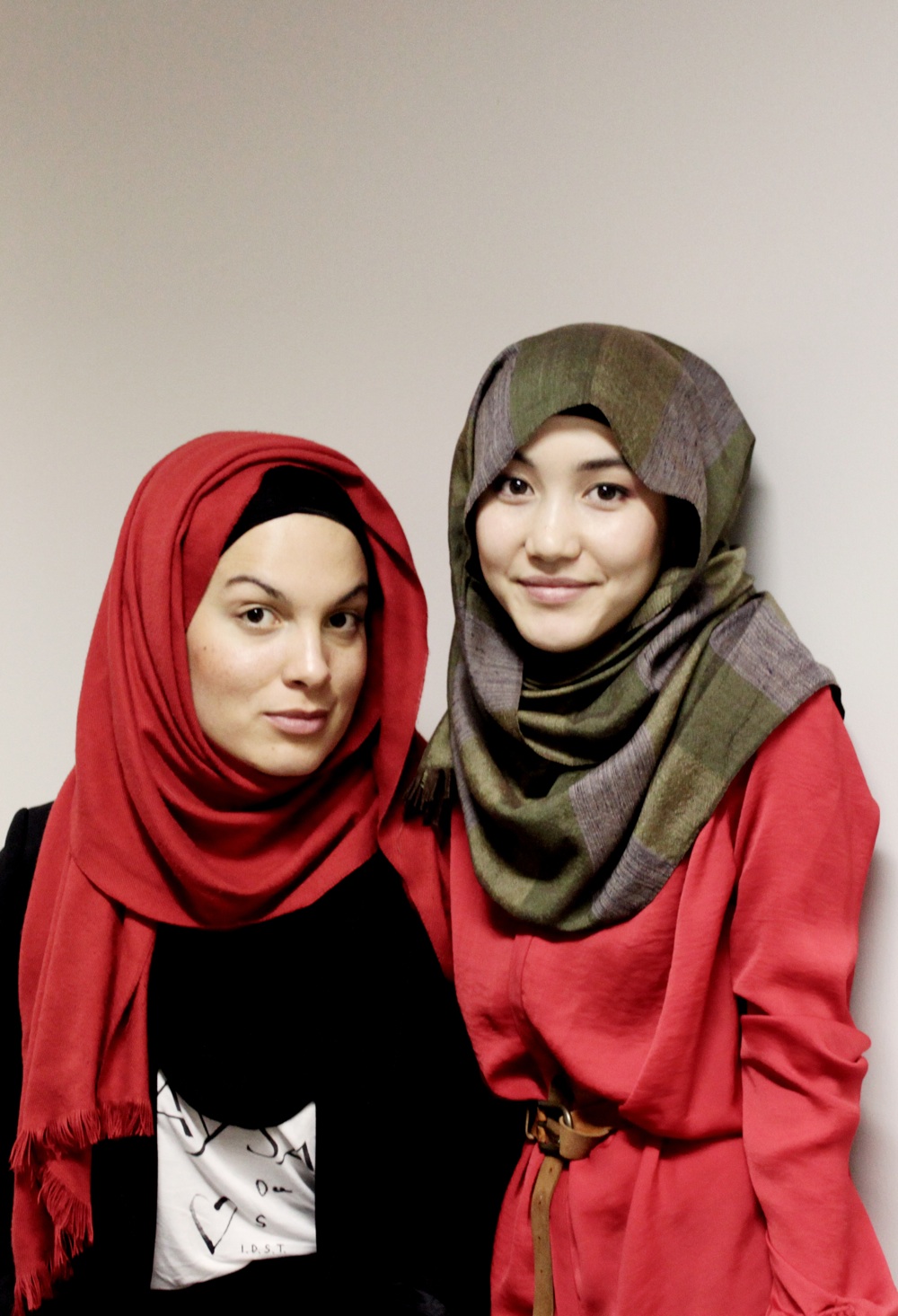 Just Stay And Read Hana Tajima Fashion Hijabi