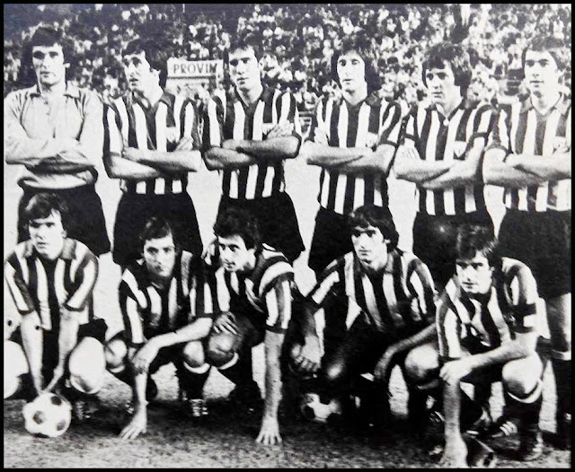 ATHLETIC CLUB DE BILBAO. Temporada 1976-77. Zaldúa, Astrain, Goicoechea, Escalza, Lasa, Oñaederra. Dani, Villar, Amorrortu, Garay y Rojo I. ATHLETIC CLUB 3 🆚 CRUZEIRO E. C. 1 Jueves 19/08/1976. Trofeo Villa de Madrid, semifinal. Madrid, estadio Vicente Calderón. GOLES: ⚽1-0: 9’, Dani. ⚽1-1: 27’, Jairzinho. ⚽2-1: 41’, Lasa. ⚽3-1: 58’, Dani.