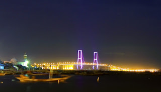 Mahakarya Jembatan Nasional Suramadu