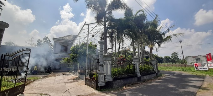 Rumah Mewah Luxury Eropa Tanah Luas Hook Strategis di Jl. Palagan Km. 8