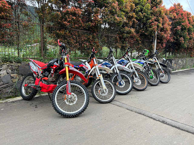 MOTOR TRAIL DI LEMBANG JELAJAH ALAM | paket wisata motor trail di Bandung dengan konsep penjelajahan hutan.