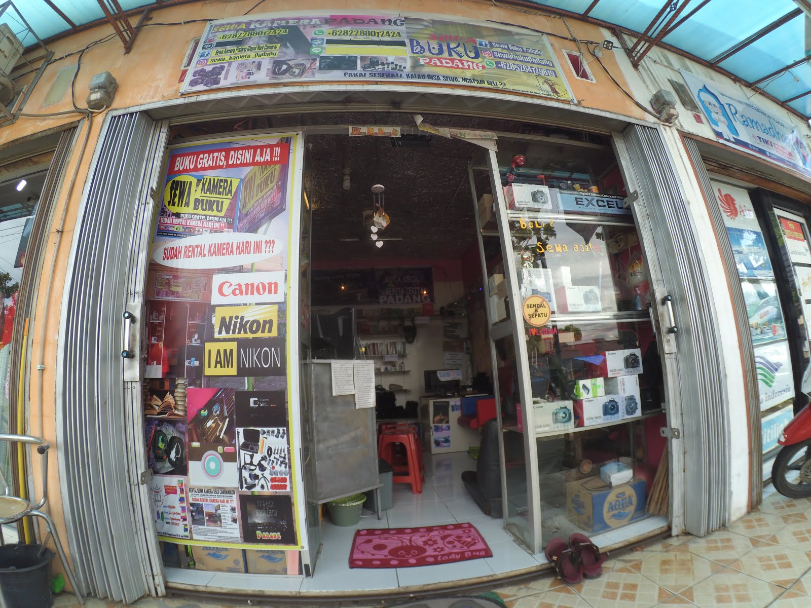 toko resmi sewa rental kamera dslr canon nikon perlengkapan photography padang