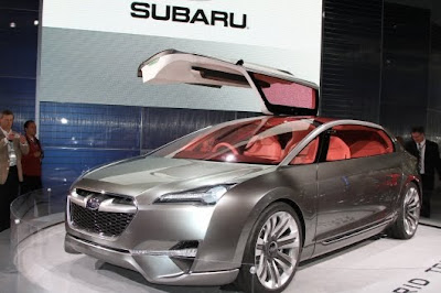 2012 Subaru Hybrid Tourer Concept live