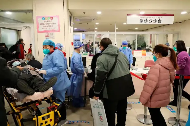 اكتظاظ المستشفيات الصينية حيث ينتشر فيروس كورونا دون رادع