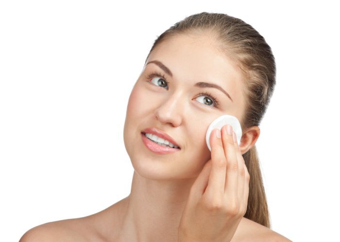 Natural Ways remove makeup effectively
