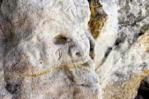 Hovering Lights Rock Carvings Reported In Colorado Park