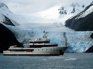 Charter Patagonia Chile - Expedition Yacht TRIBU - Contact ParadiseConnections.com