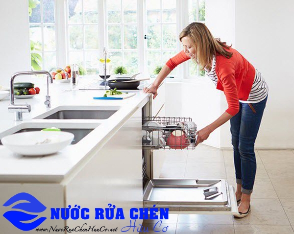 Nước rửa chén bát sinh học - món quà cho bà nội trợ