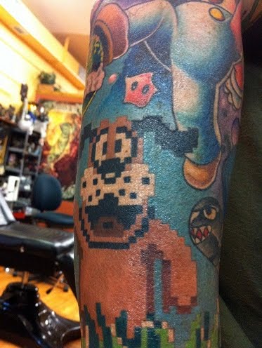 This fan of video games has dedicated a whole sleeve to his passion for 