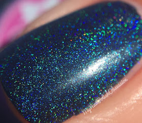 Cupcake Polish Bat-Chelor Pad