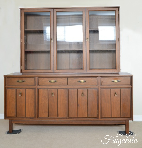 A vintage mid-century china cabinet makeover and how to give it a much lighter and brighter look with pretty Pistachio mint green chalk style paint.