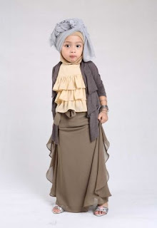 Desain Model Baju Muslim Anak Perempuan