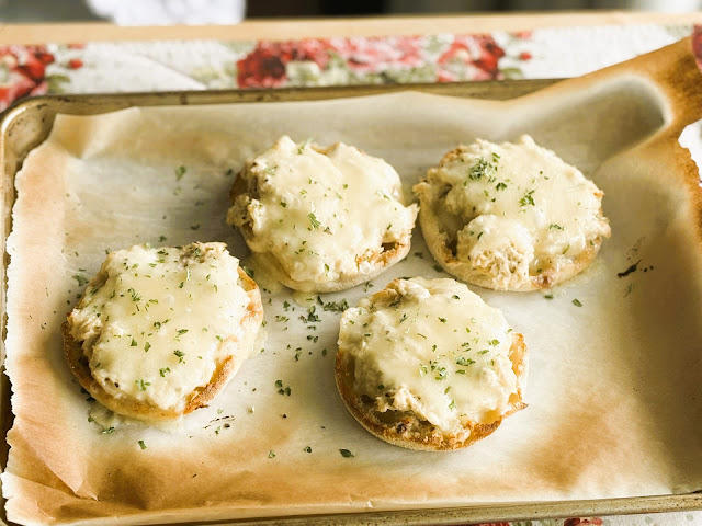 Horseradish Cheddar Tuna Melts