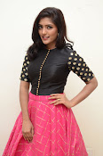 Eesha latest glamorous photos-thumbnail-31