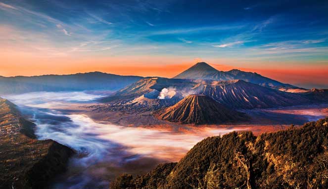 5 Gunung Berapi Paling Spektakuler Di Asia Yang Wajib