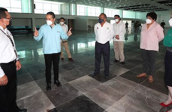 Carlos Joaquín realizó una gira de trabajo por el aeropuerto de Chetumal, la Central de Abastos y el Parque Industrial con Recinto Fiscalizado Estratégico
