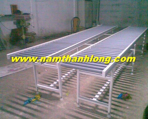 BĂNG TẢI CON LĂN PVC