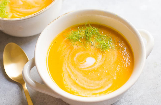 CREAMY CARROT AND GINGER SOUP #carrot #vegetarian