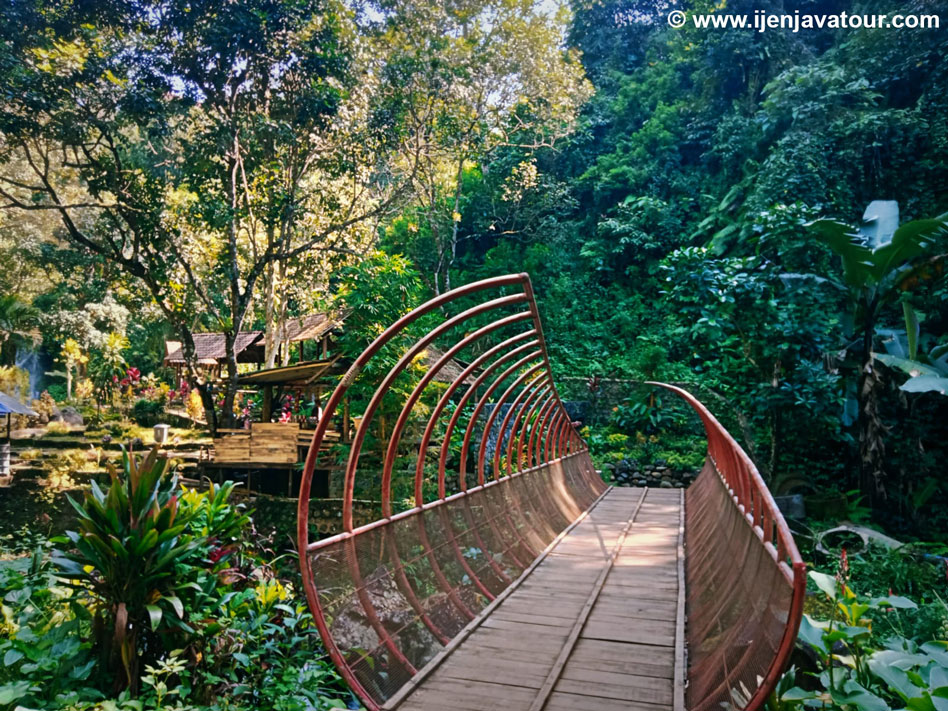 Instagramable photo spot, in Jagir Waterfall