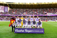 REAL VALLADOLID C. F. - Temporada 2018-19 - Óscar Plano, Jordi Masip, Michel Herrero, Enes Ünal, Fernando Calero y Kiko Olivas; Rubén Alcaraz, Antoñito, Toni Villa, Nacho Martínez y Keko. REAL VALLADOLID C. F. 2 (Calero, Saúl p.p.) CLUB ATLÉTICO DE MADRID 3 (Kalinic, Griezmann 2). 15/12/2018. Campeonato de Liga de 1ª División, jornada 16. Valladolid, estadio José Zorrilla.