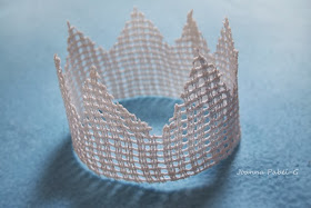 diy lace crown