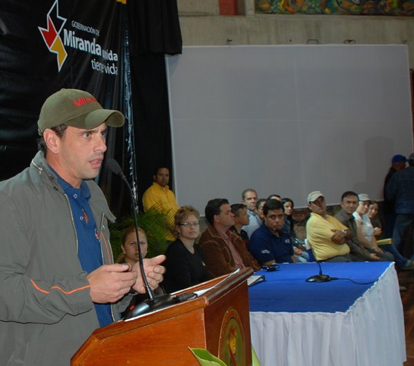 Gobernador Capriles Radonski busca método para redistribuir riqueza en Miranda