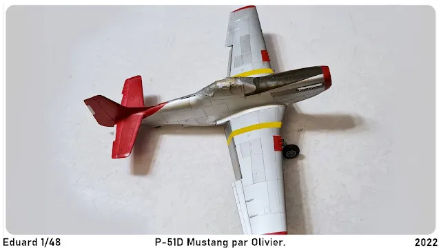 Masquage du P-51D Mustang Red Tails.