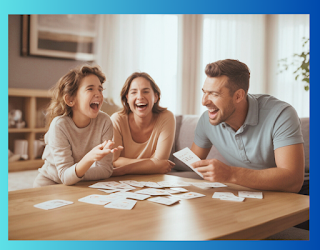 um casal e uma filha brincando em uma sala de estar com cartas na mão