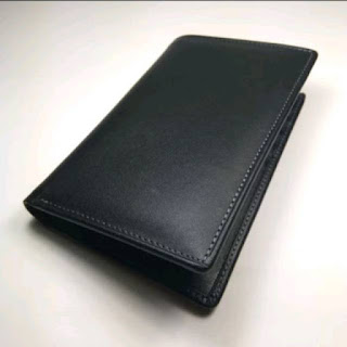 Genuine Garut 3/4 Upright Leather Wallet