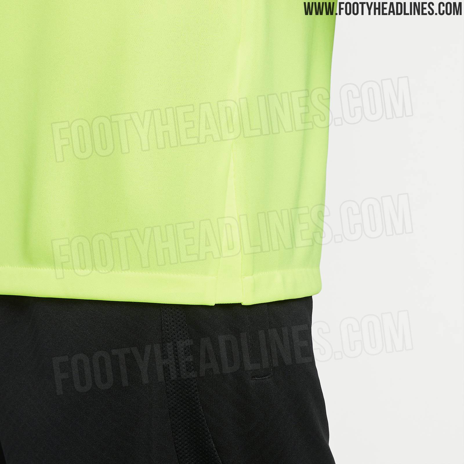 Tottenham Hotspur Shallow Yellow Training Kit 2022/23 