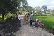 Pelaksanaan Pembangunan Talud Jalan Makam Desa Klitik