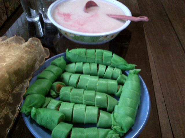 Ini Dia Resep Es Pisang Ijo Segar untuk Berbuka Puasa