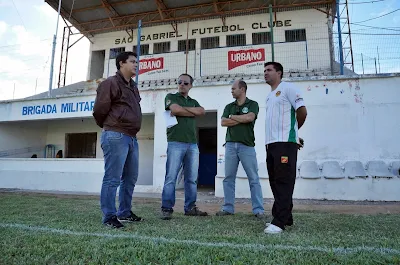 Mota vistoriou primeiramente o Estádio Municipal Dr. Sílvio de Faria Corrêa