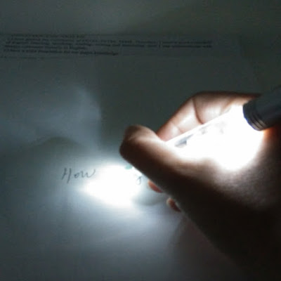 Glovion LED Light Up Pen for Night Writer