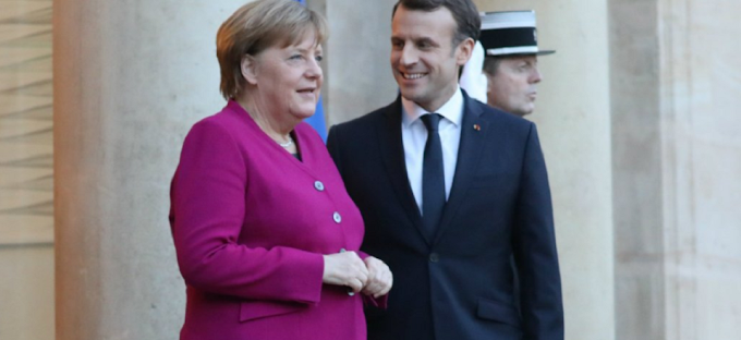 Merkel-Macron: "500 mld per ricostruire Ue"