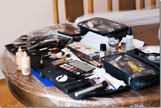 How_Your_Makeup_Can_Mess_Up_Your_Hormones (2)