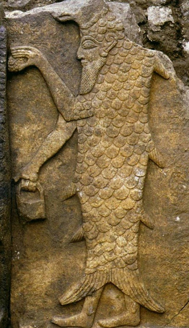 Андрогинное вавилонское божество-человек-рыба Оаннес