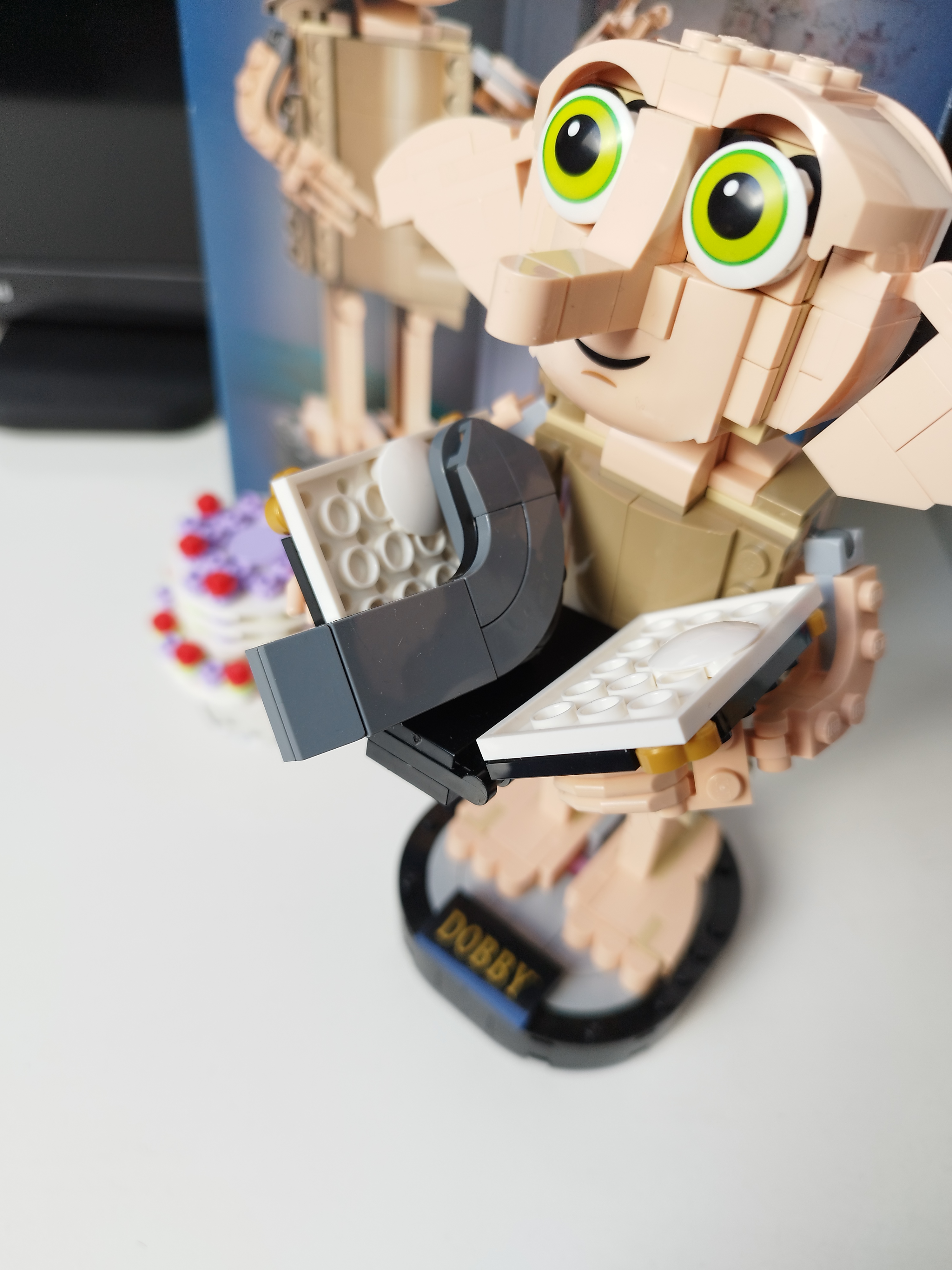 LEGO Harry Potter skrzat domowy "Zgredek"  -  TaniaKsiazk