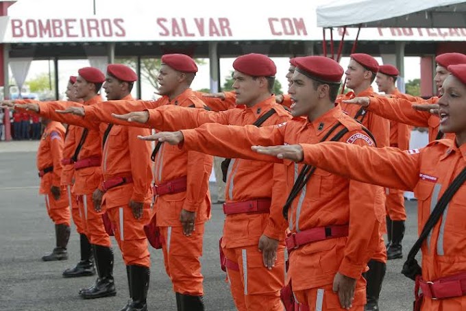 Bombeiros formam primeira turma de soldados após emancipação