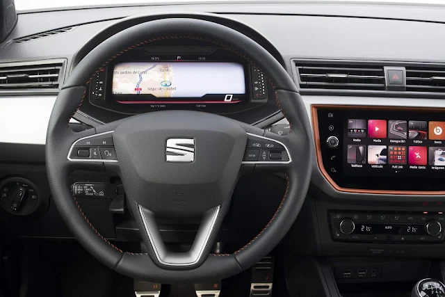 Seat Ibiza 2019 - interior - Cockpit Digital