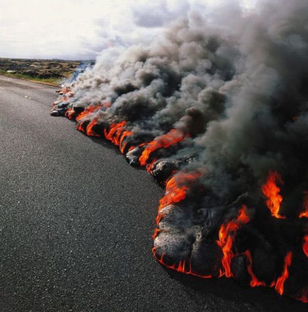 Kilauea. Volcano That Has Been Erupting For  27 Years Seen On lolpicturegallery.blogspot.com