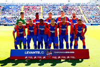 LEVANTE U. D. - Valencia, España - Temporada 2015-16 - Mariño, Jefferson Lerma, Víctor Casadesús, Zou Feddal y Juanfran; Morales, Pedro López, Mauricio Cuero, Rossi, Camarasa y Medjani - LEVANTE U. D. 2 (Casadesús, Etxeita p.p.) ATHLETIC CLUB DE BILBAO 2 (Susaeta, San José) - 24/04/2016 - Liga de 1ª División, jornada 35 - Valencia, estadio Ciutat de Valencia