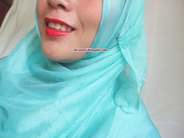 Zoya Cosmetics Ultramoisse Lipstick #ZCLPM01 Chili Pepper Review