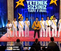 Yetenek Sizsiniz Türkiye Yarı Final Serhat Etli Ve Teakwondo Grubu Gösterisi