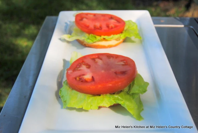 Ultimate Tex-Mex Burger at Miz Helen's Country Cottage