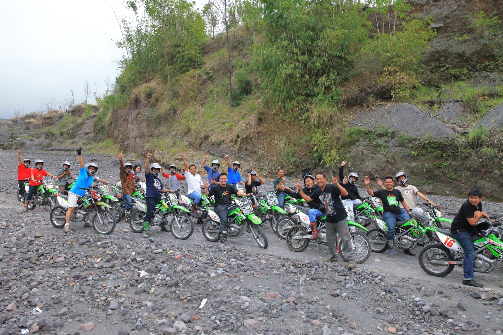 Kasarunkcom Trail Bike Di Jalur Lahar Merapi